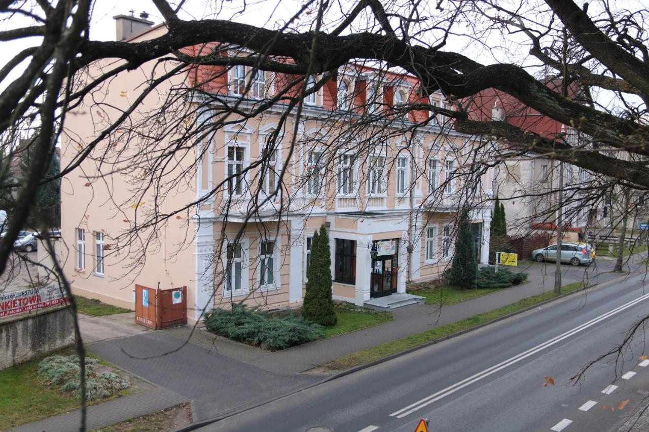 Hotel Polonia Chojnice Ngoại thất bức ảnh