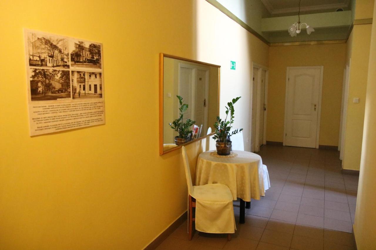 Hotel Polonia Chojnice Ngoại thất bức ảnh